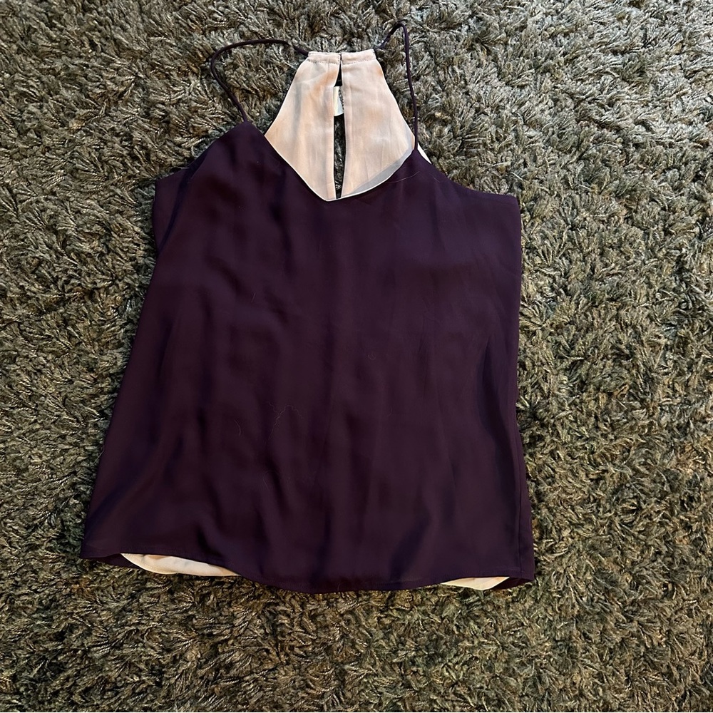 Reversible top